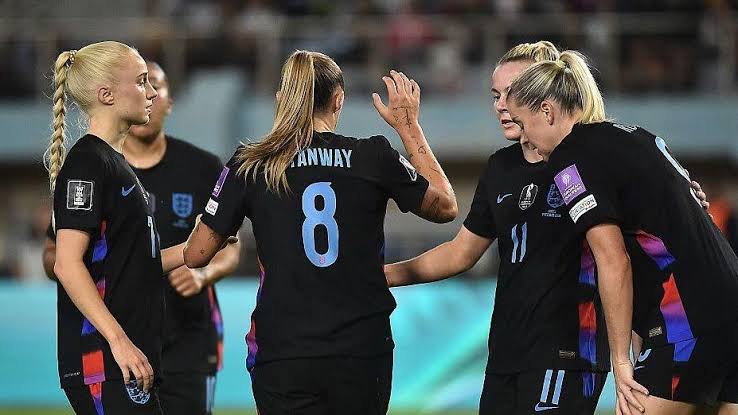 Lionesses Inggris Menang 3-1 di Yunani